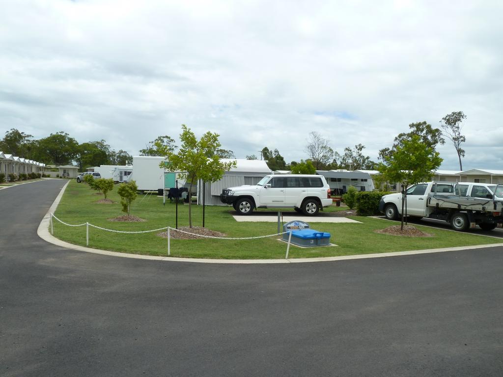 Chinchilla Tourist Park Hotel Exterior photo